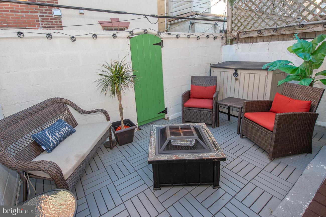 GIRARD ESTATES - Residential