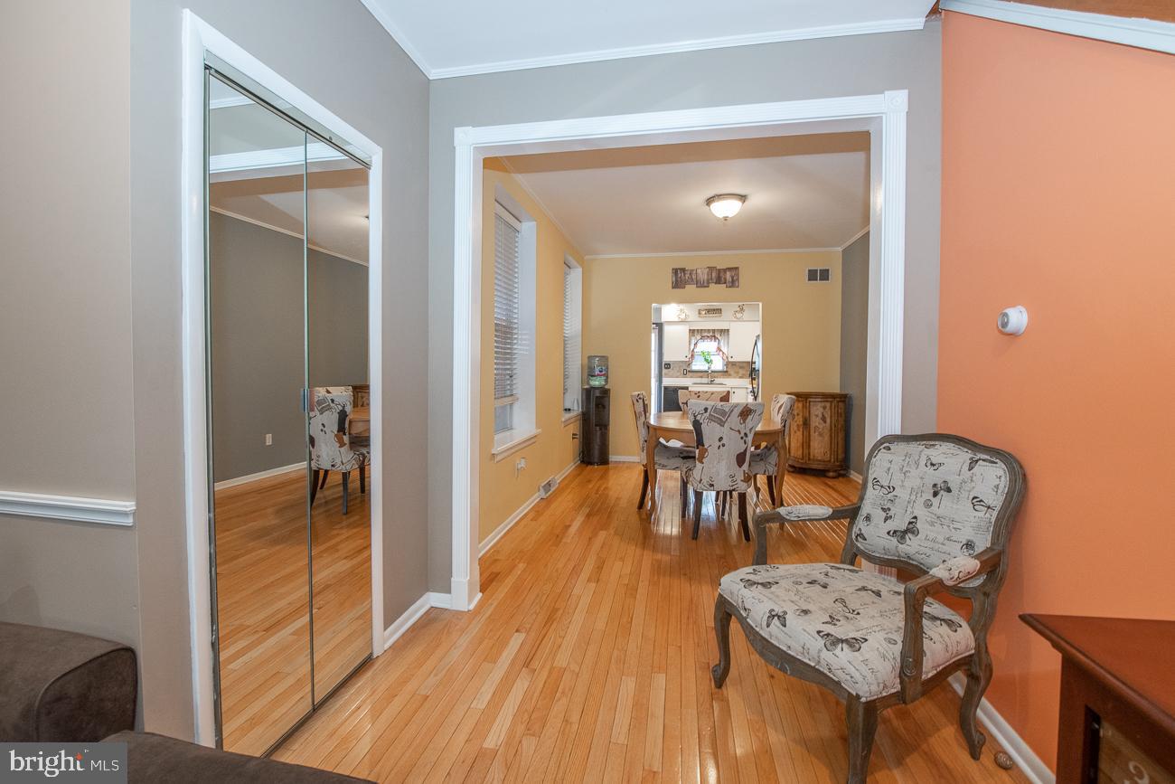 GIRARD ESTATES - Residential