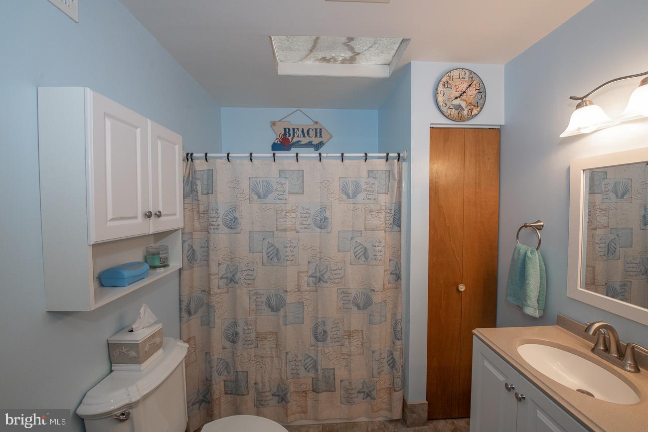 GIRARD ESTATES - Residential