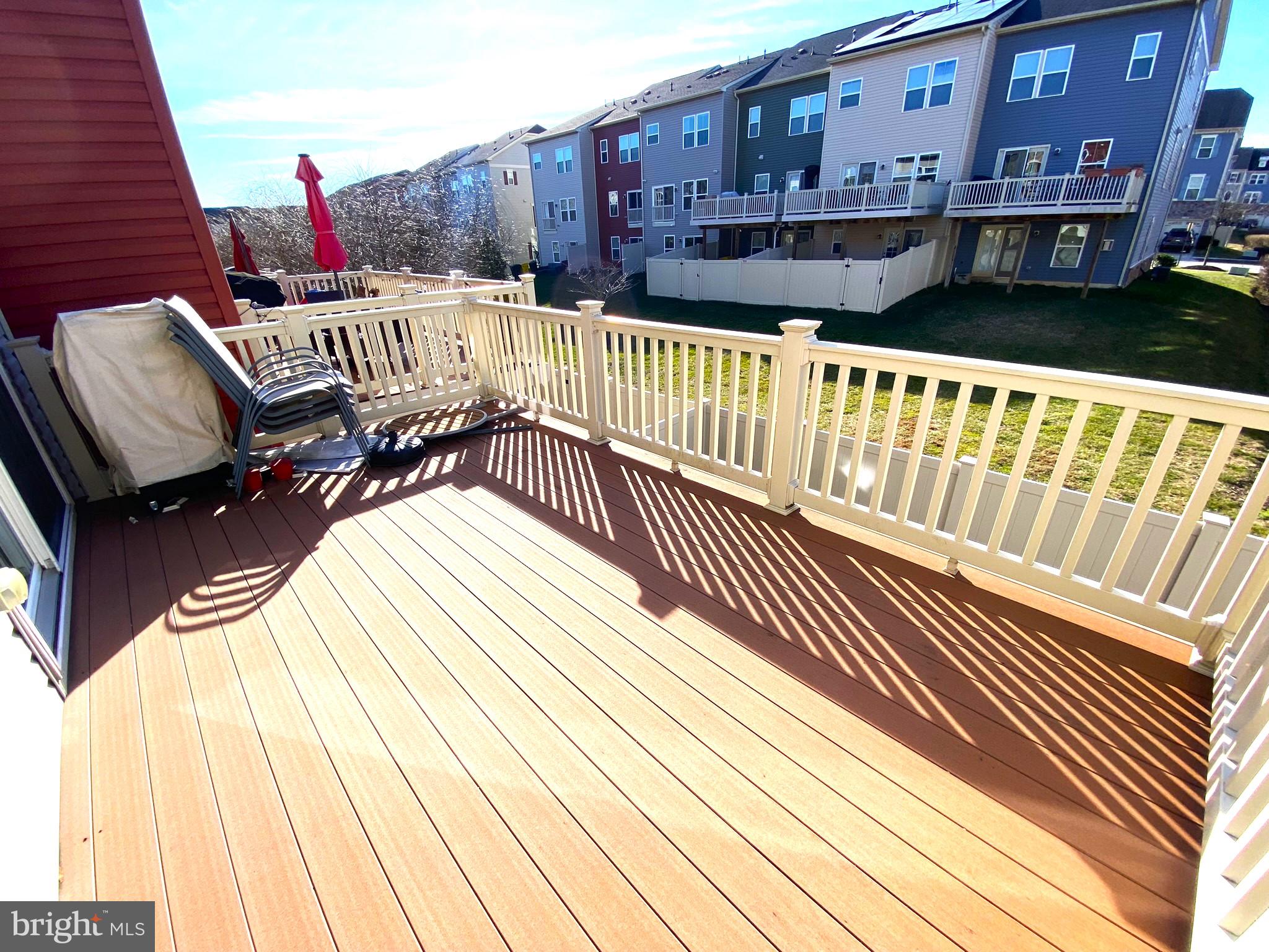 CREEKSIDE VILLAGE - Residential