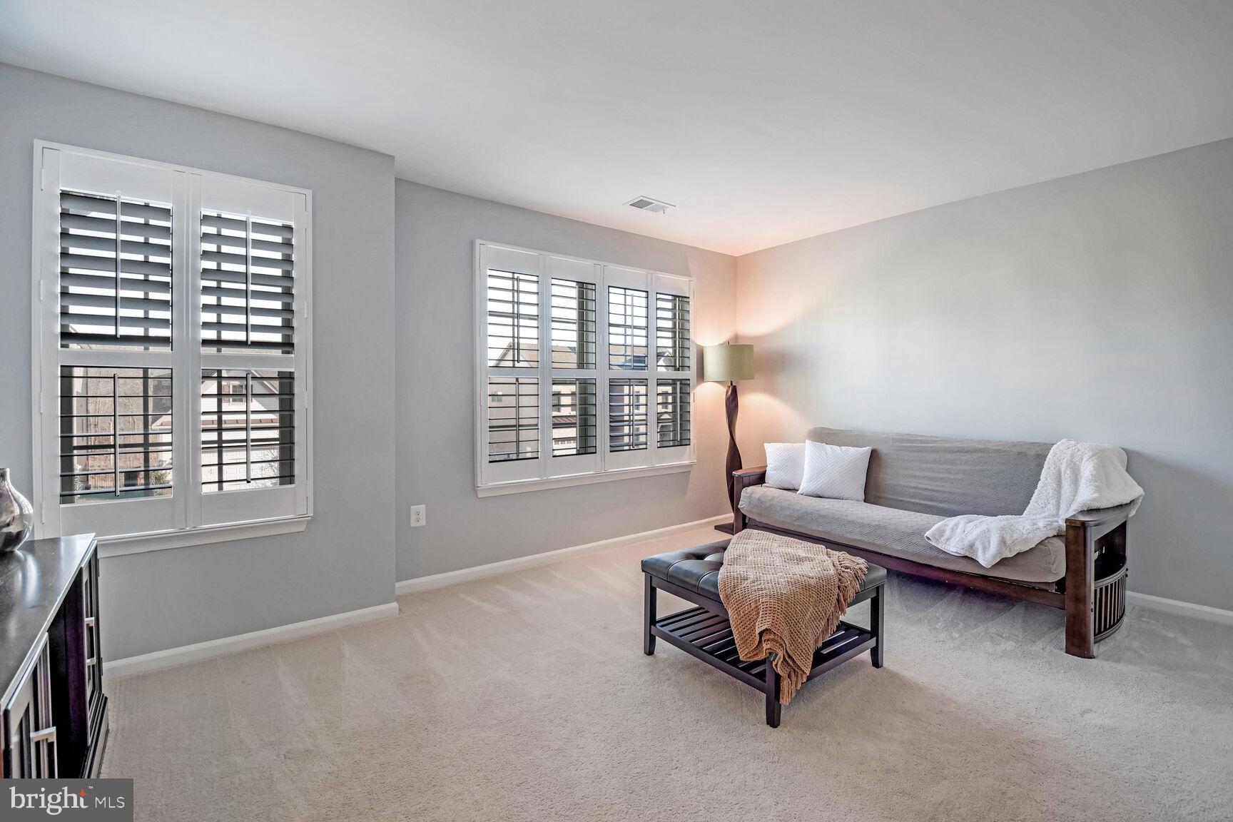 POPLAR RUN - Residential