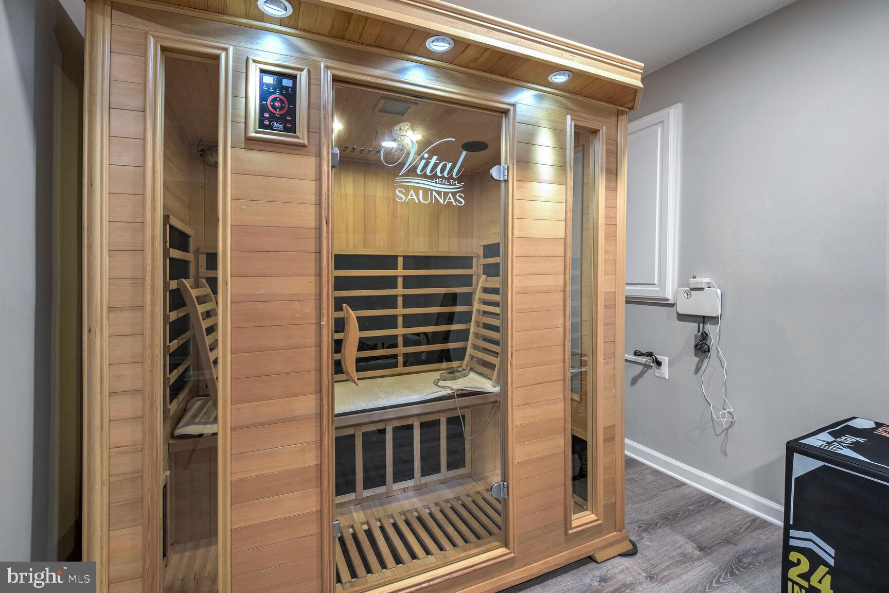 POPLAR RUN - Residential