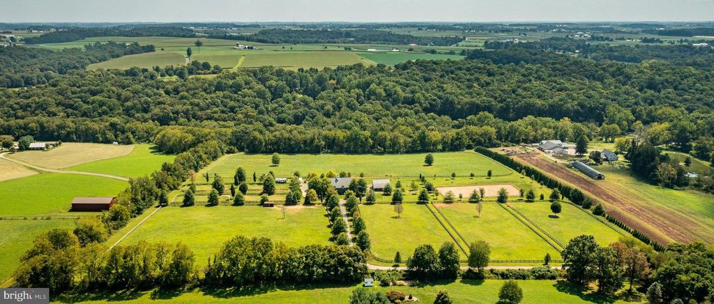 Photo of 301 High Point Road, COCHRANVILLE, PA 19330 (MLS # PACT2110624)