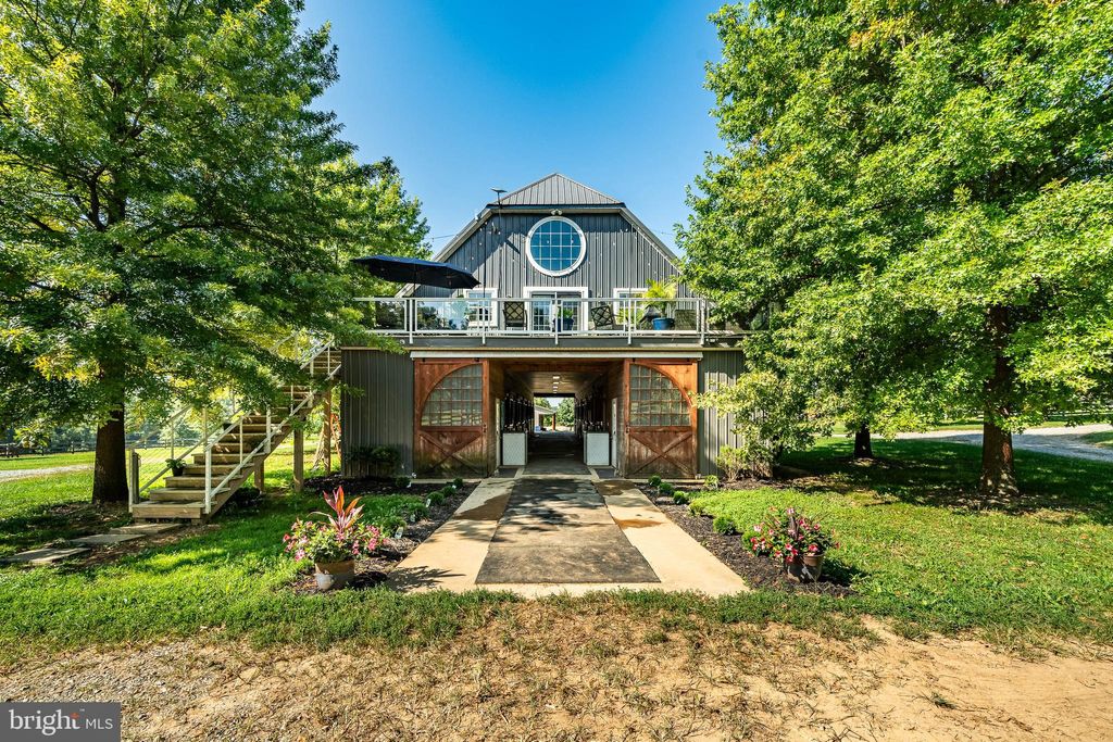 Photo of 301 High Point Road, COCHRANVILLE, PA 19330 (MLS # PACT2110624)
