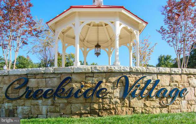 CREEKSIDE VILLAGE - Residential
