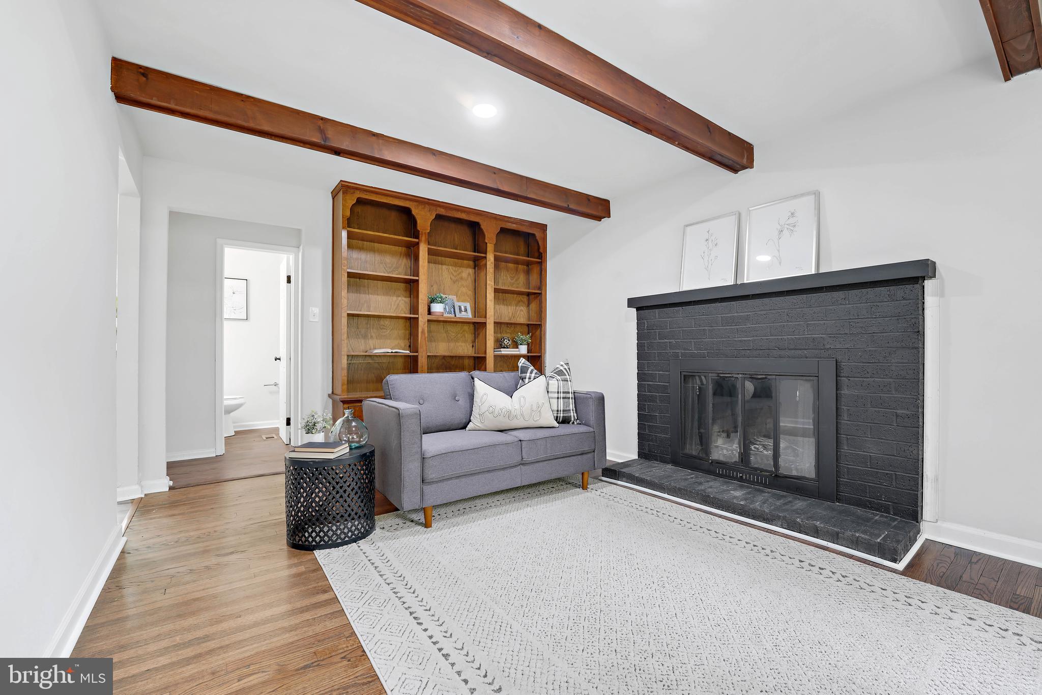 TANTALLON HILLS - Residential