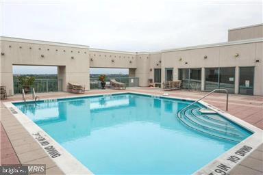 CONTINENTAL - Residential