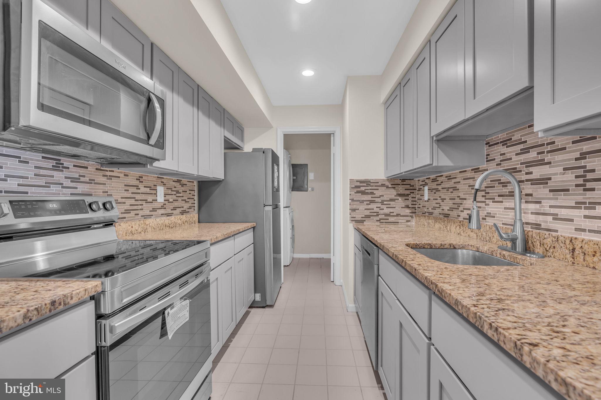 TREVOR HOUSE - Residential