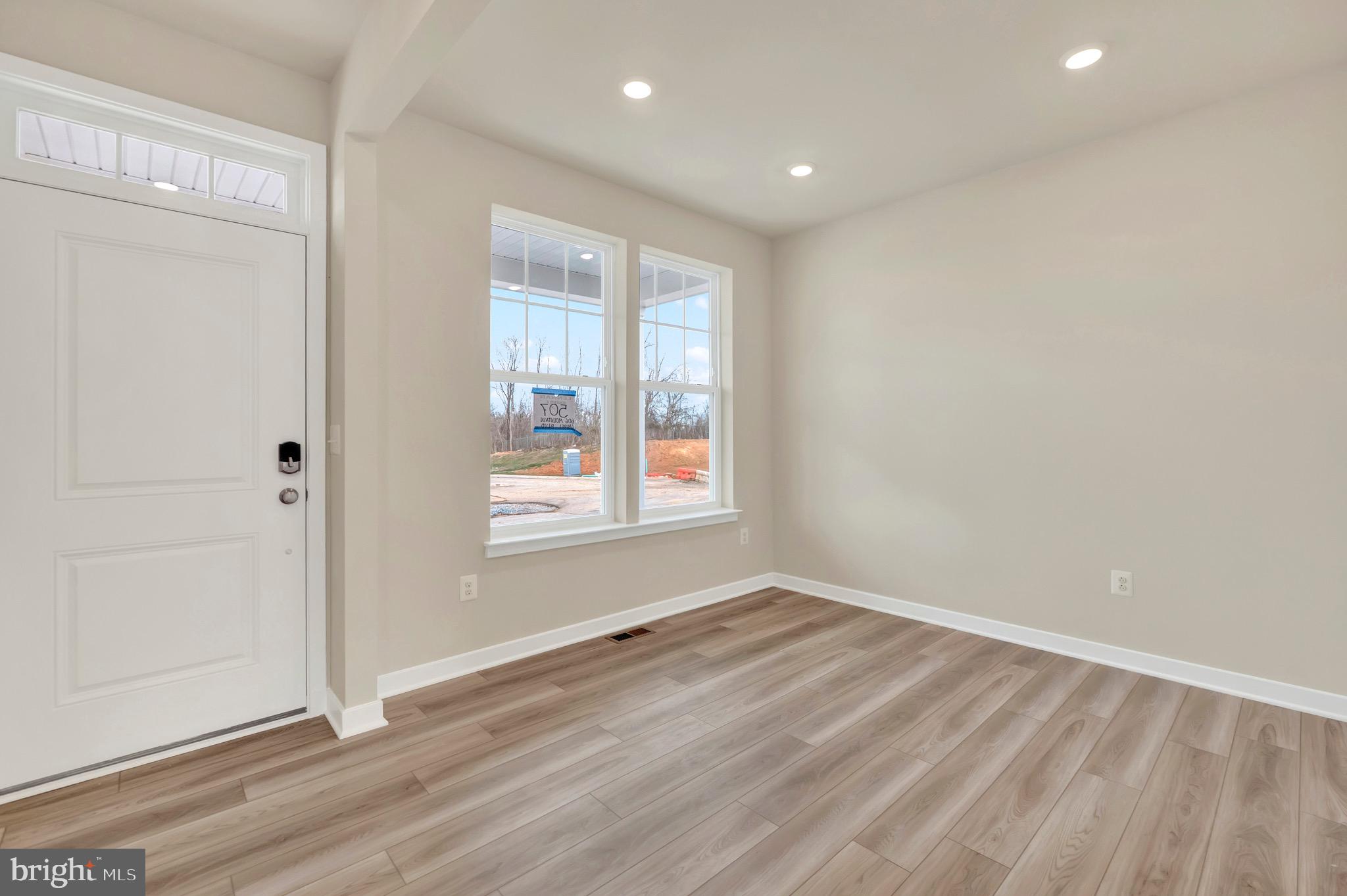 28 FOREST GROVE AVENUE LOT 248 HAMILTON