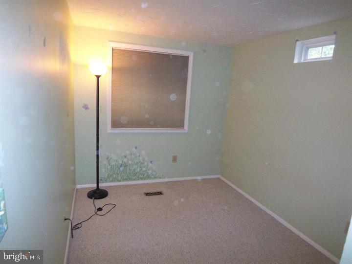 NEWINGTON FOREST - Residential Lease