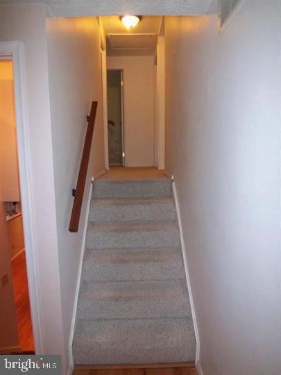 NEWINGTON FOREST - Residential Lease