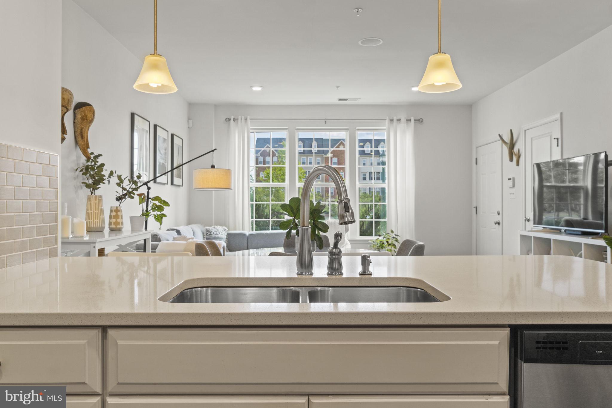 GREENBELT STATION - Residential