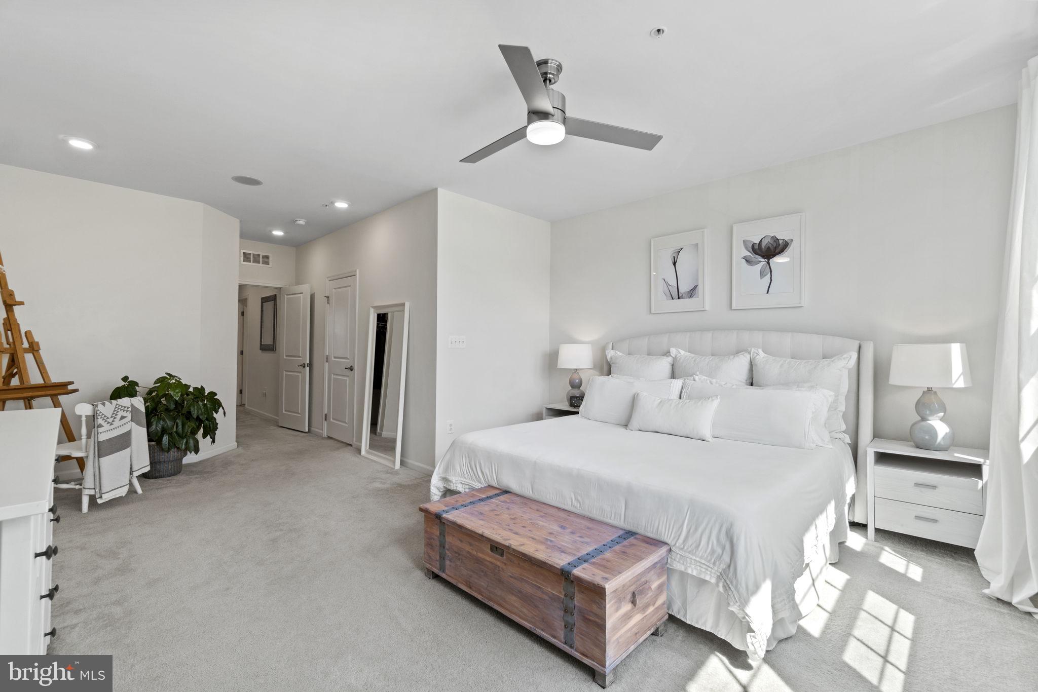 GREENBELT STATION - Residential