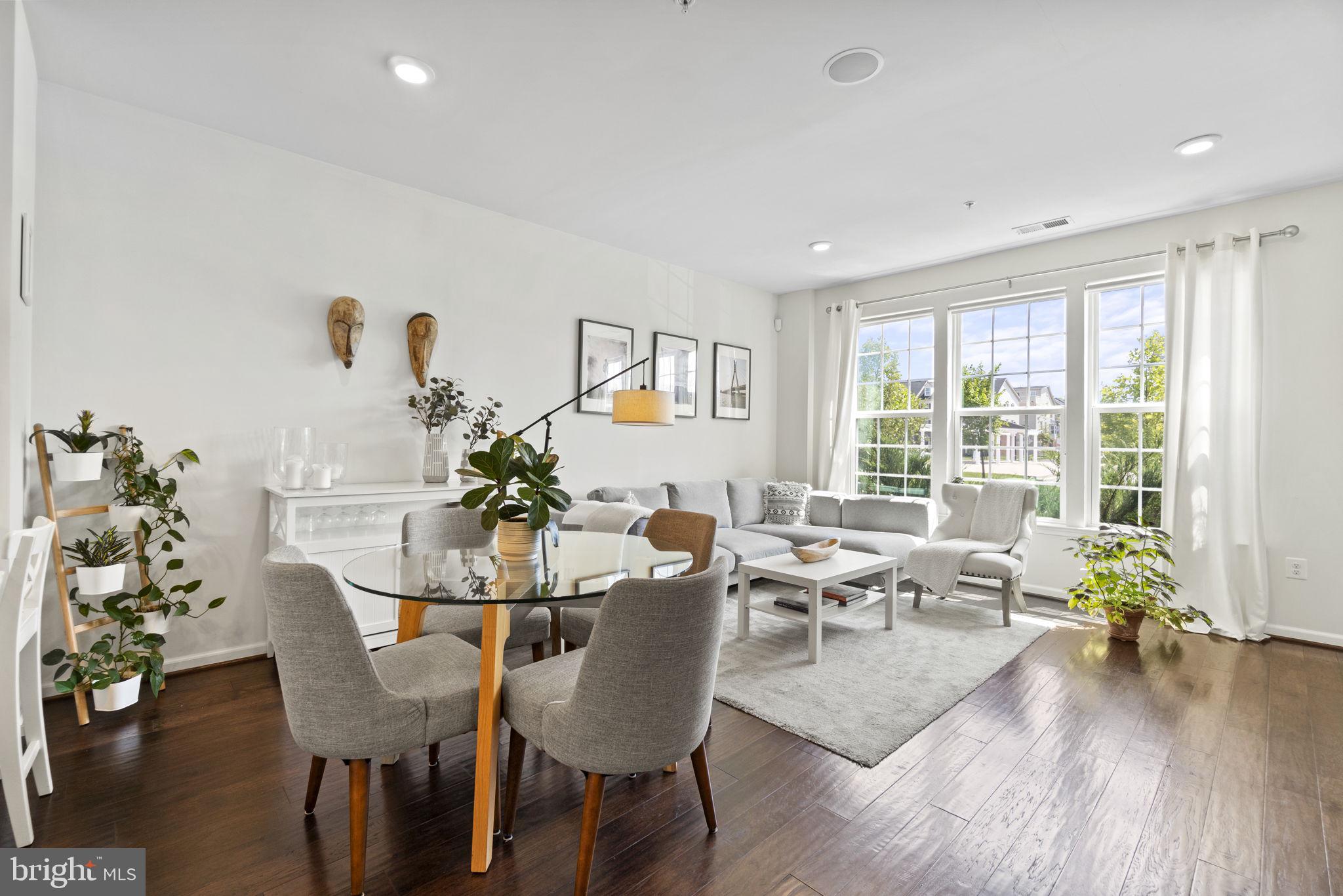 GREENBELT STATION - Residential