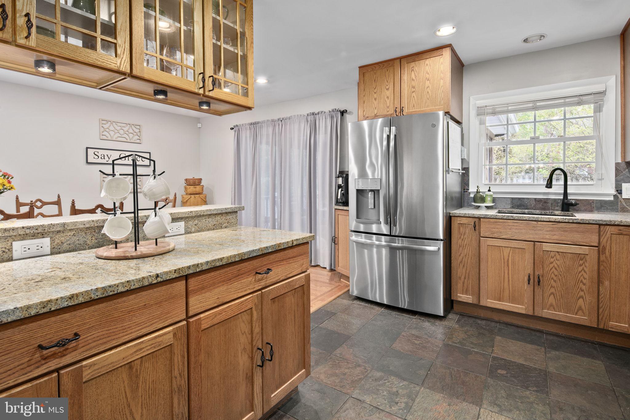 RIVERSIDE ESTATES - Residential