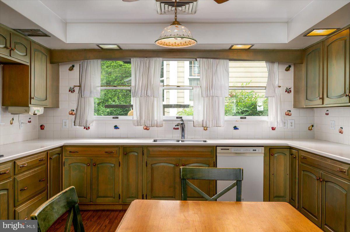 PARKWOOD - Residential