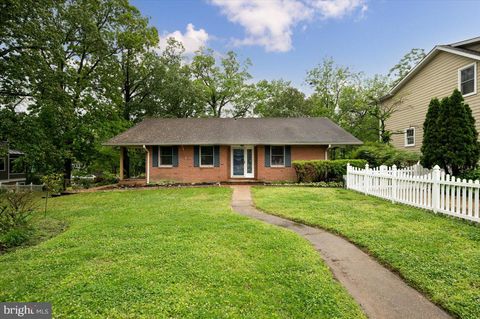 703 GLENDON AVENUE ANNAPOLIS MD 21403