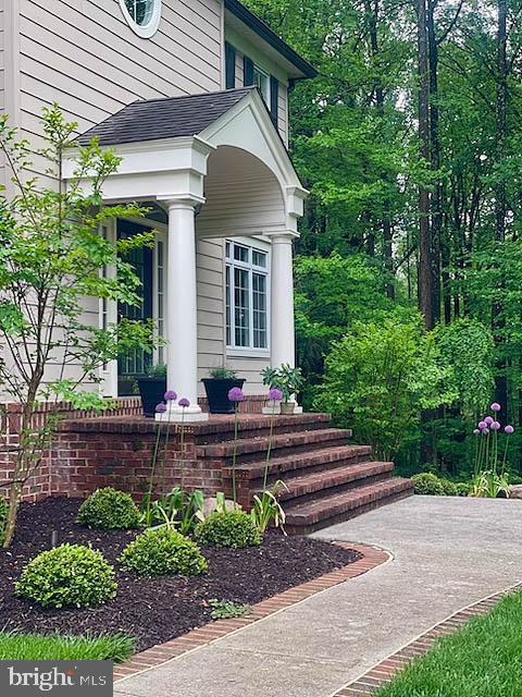 HILLSYDE HUNT - Residential