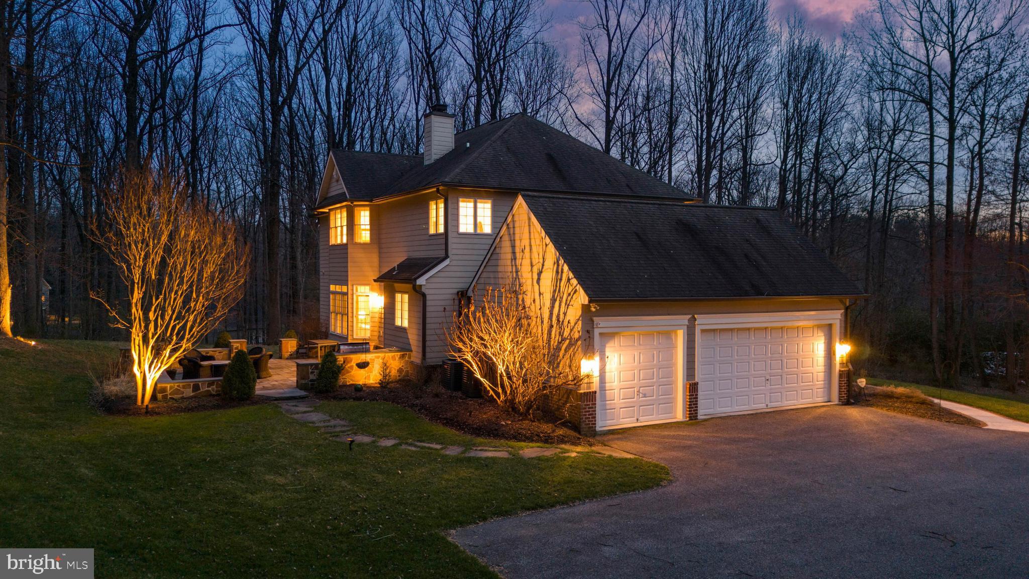 HILLSYDE HUNT - Residential