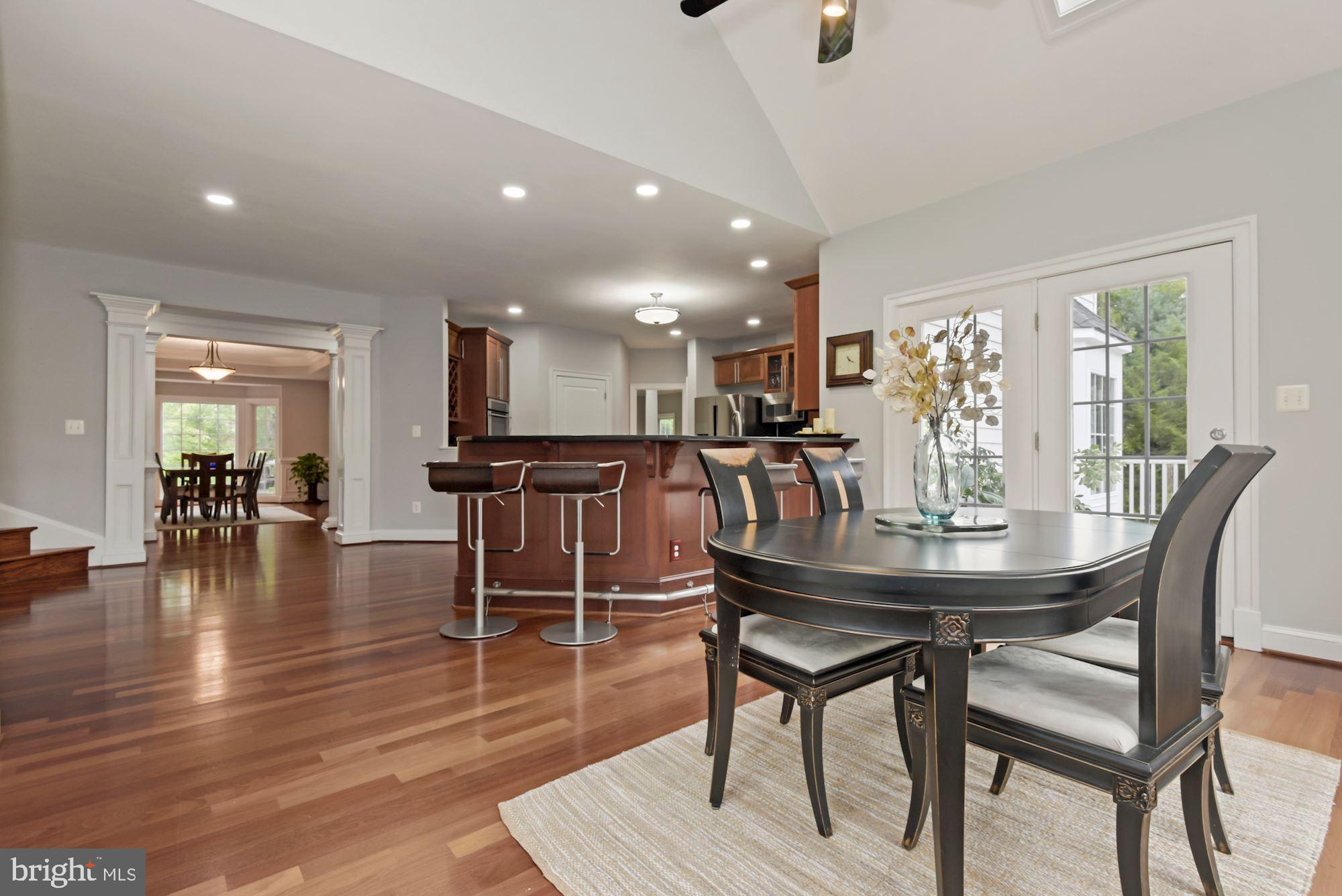 PINECREST - Residential