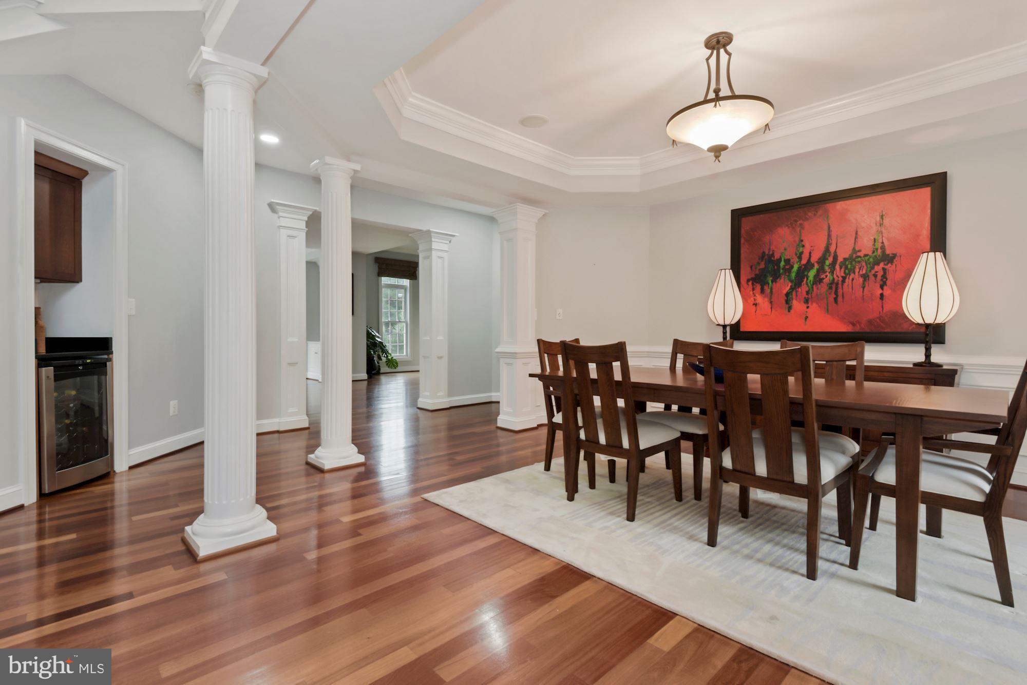 PINECREST - Residential