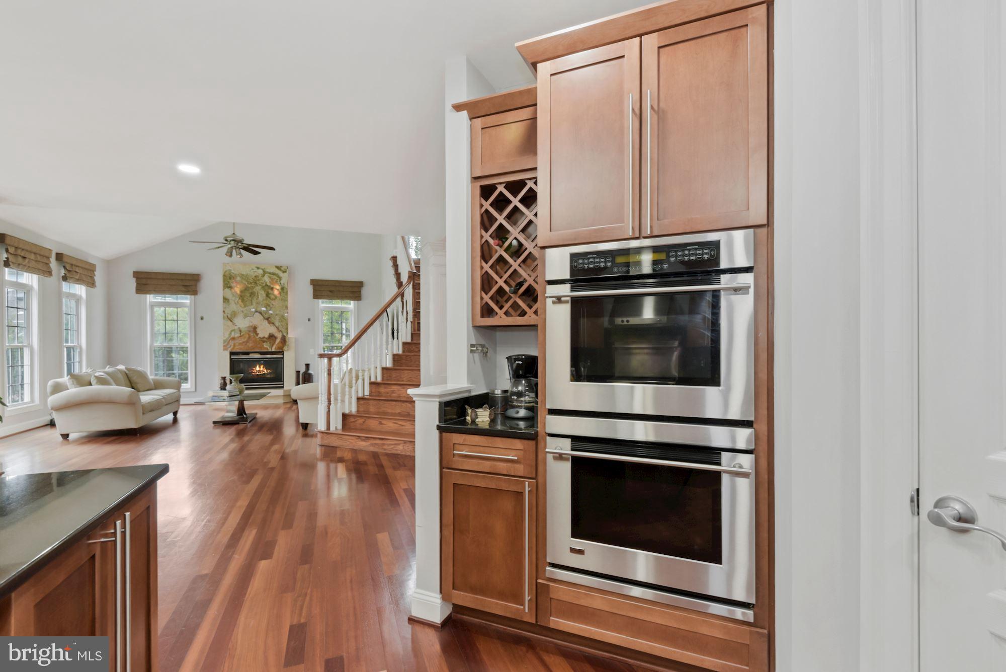 PINECREST - Residential