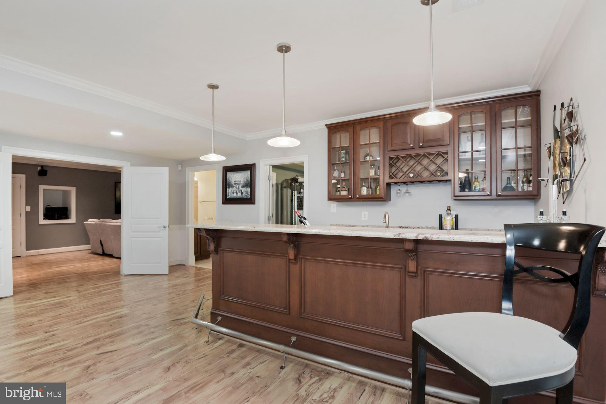 PINECREST - Residential