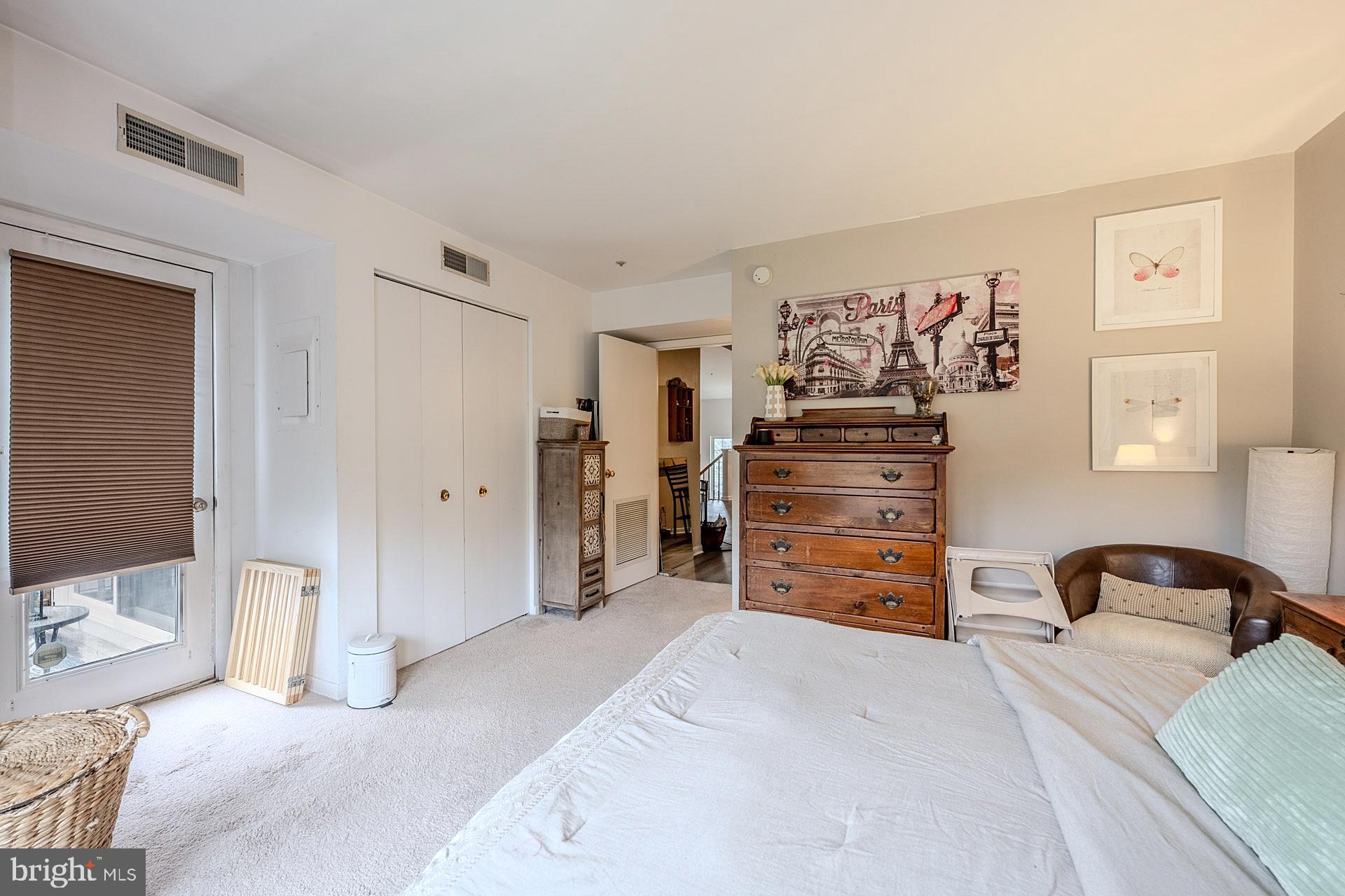 ANNAPOLIS OVERLOOK - Residential