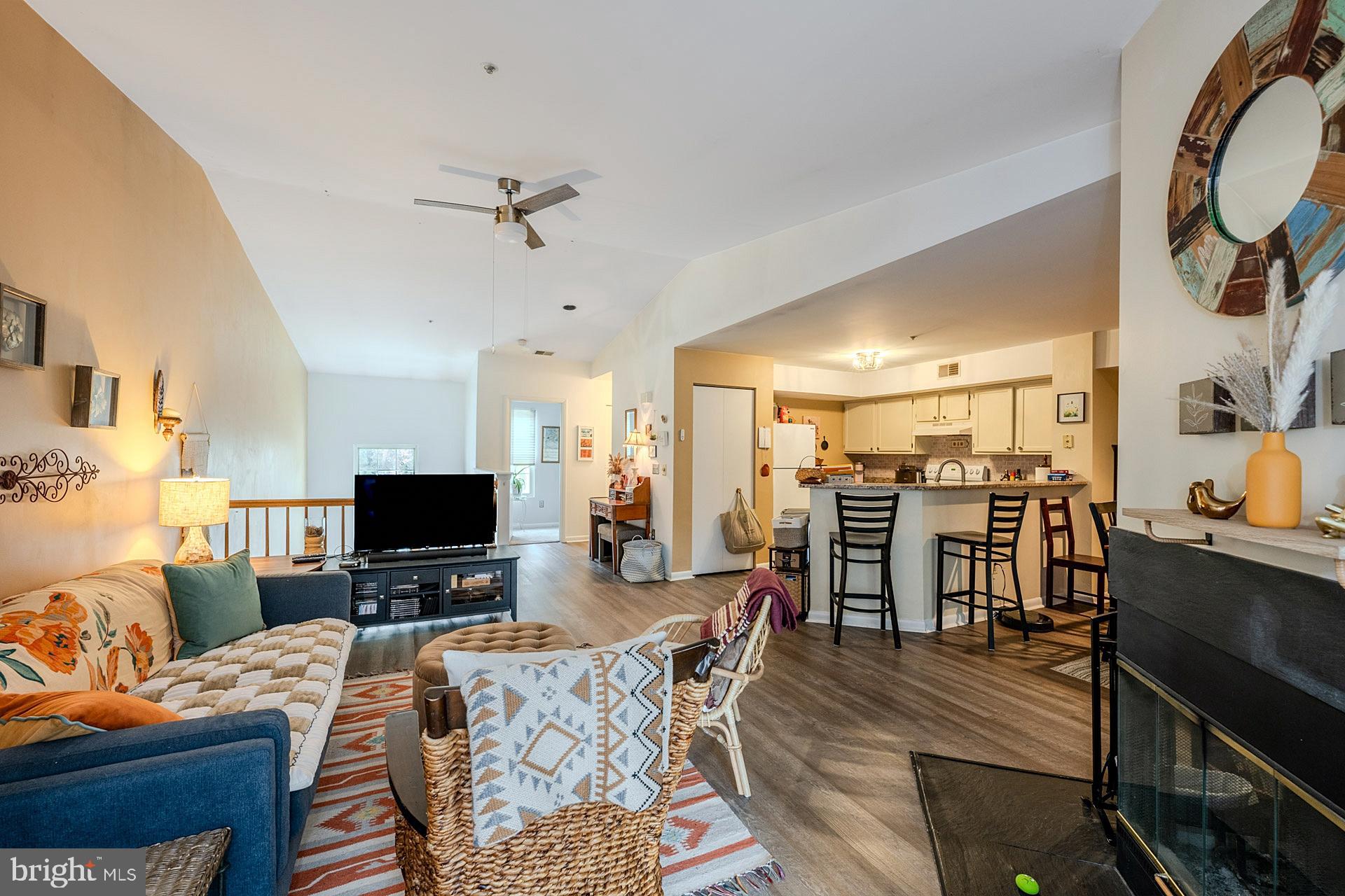 ANNAPOLIS OVERLOOK - Residential