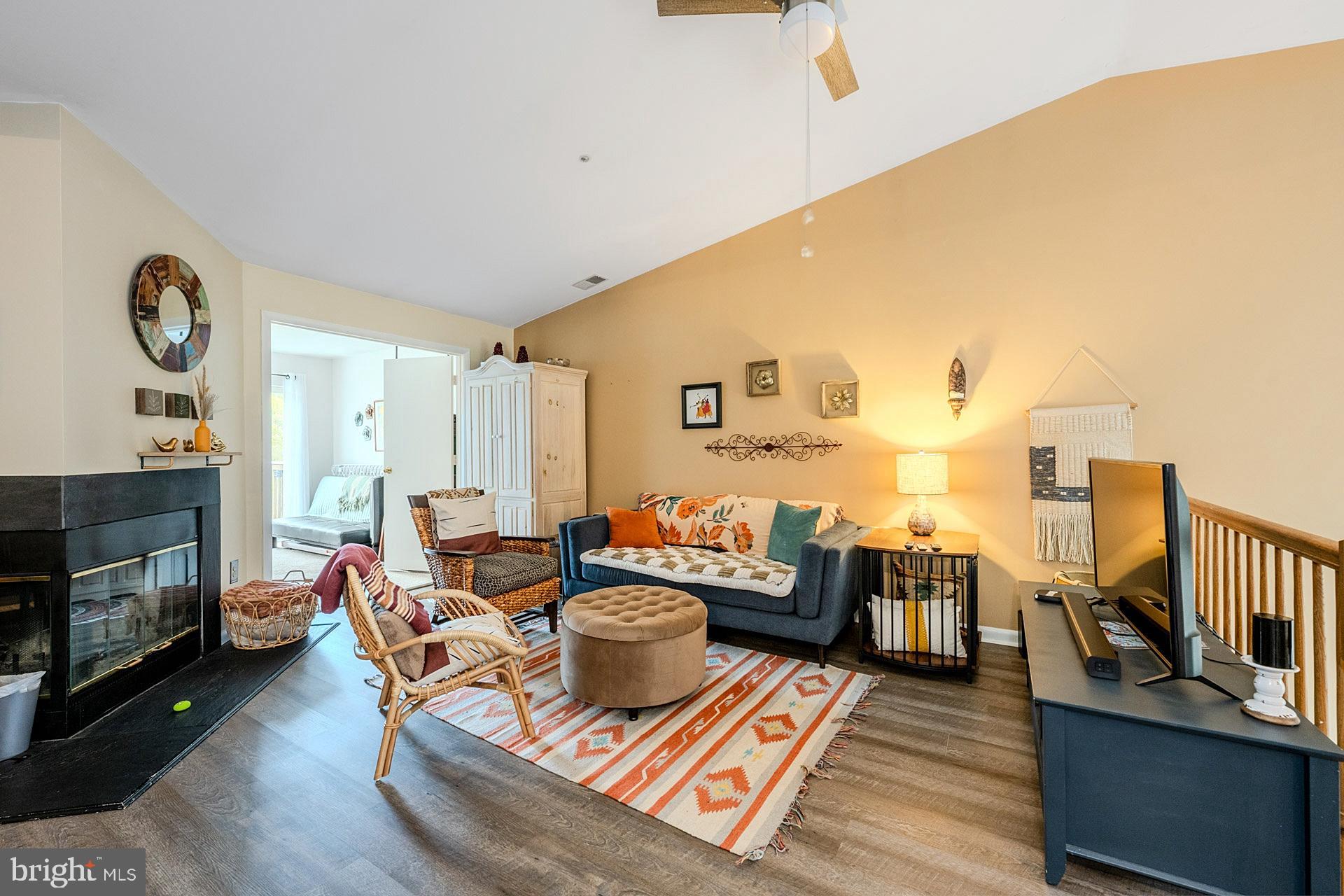 ANNAPOLIS OVERLOOK - Residential