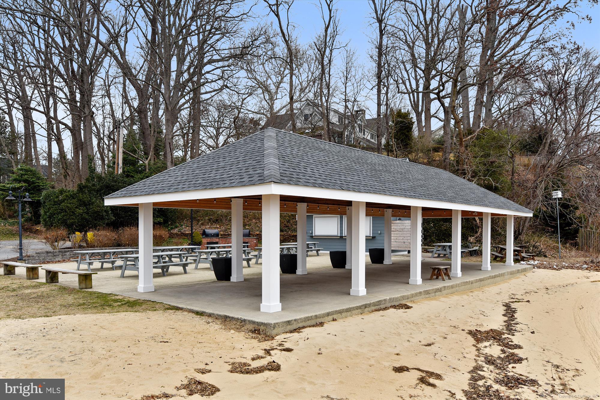 LINSTEAD ON THE SEVERN - Residential