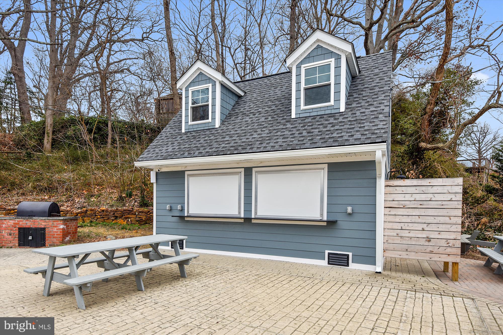 LINSTEAD ON THE SEVERN - Residential