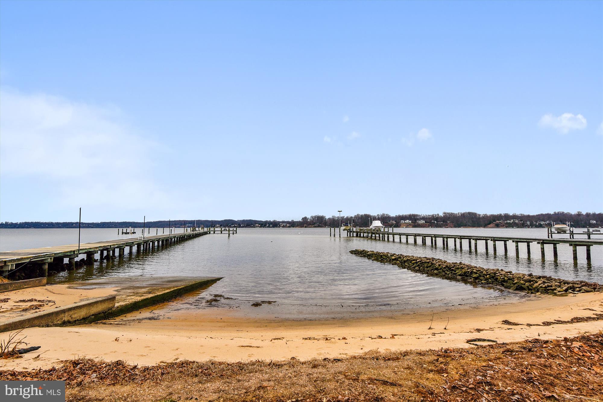LINSTEAD ON THE SEVERN - Residential