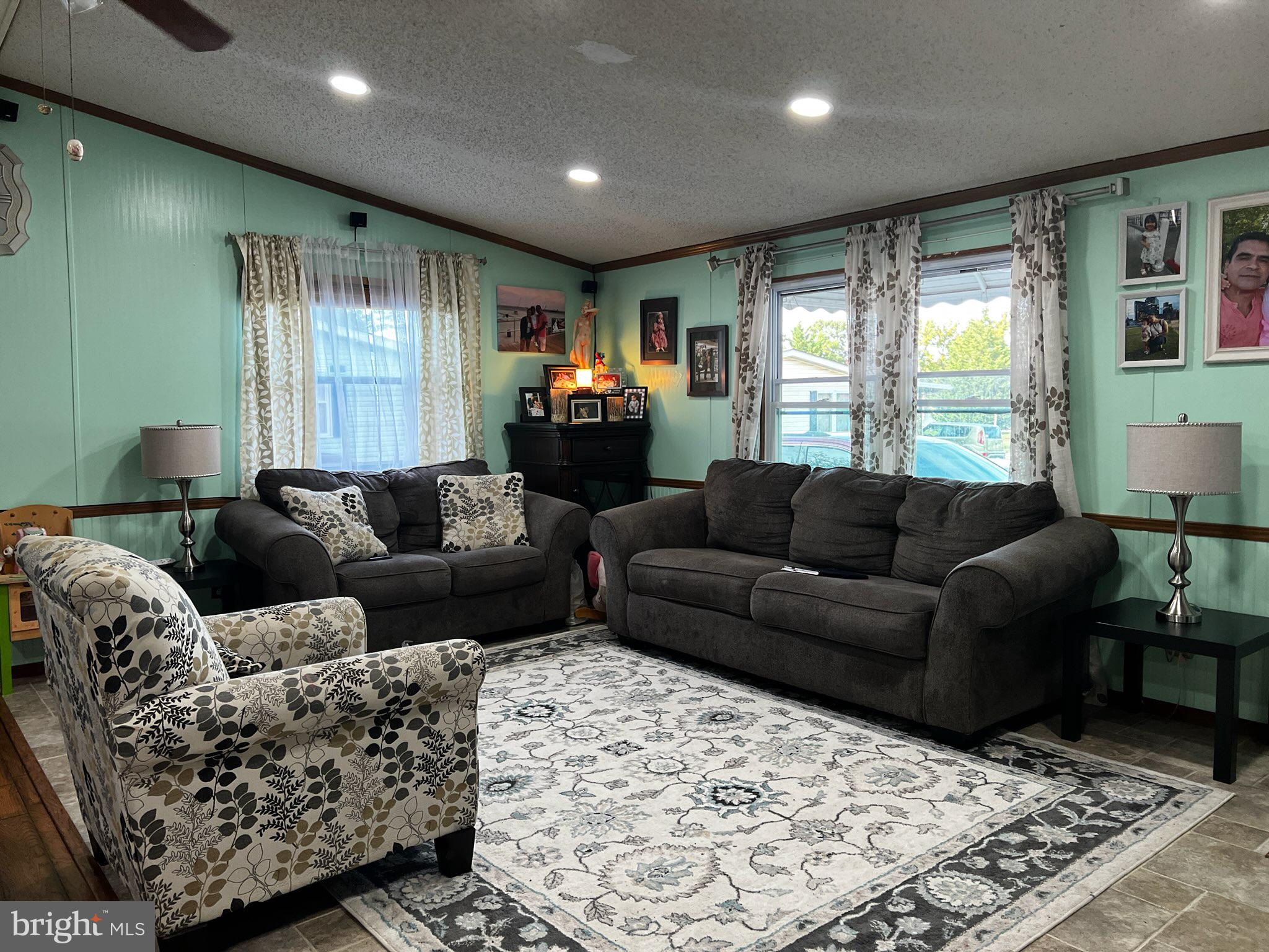 BRIARWOOD ESTATES - Residential