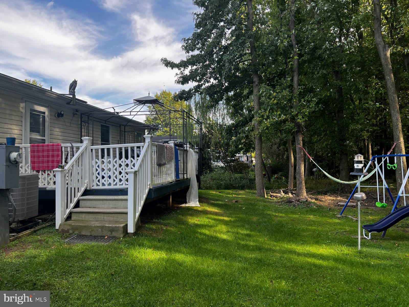 BRIARWOOD ESTATES - Residential