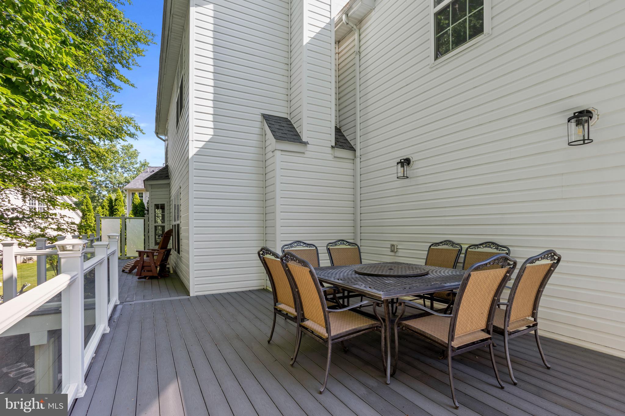 ROCKCREEK - Residential