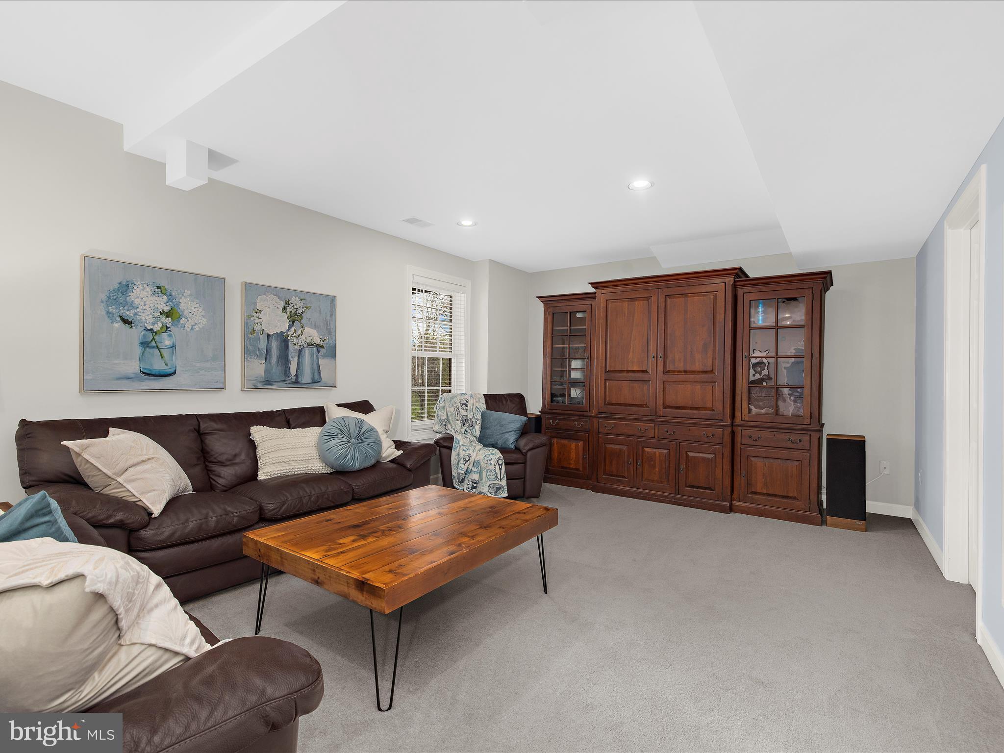 GROVEMONT - Residential