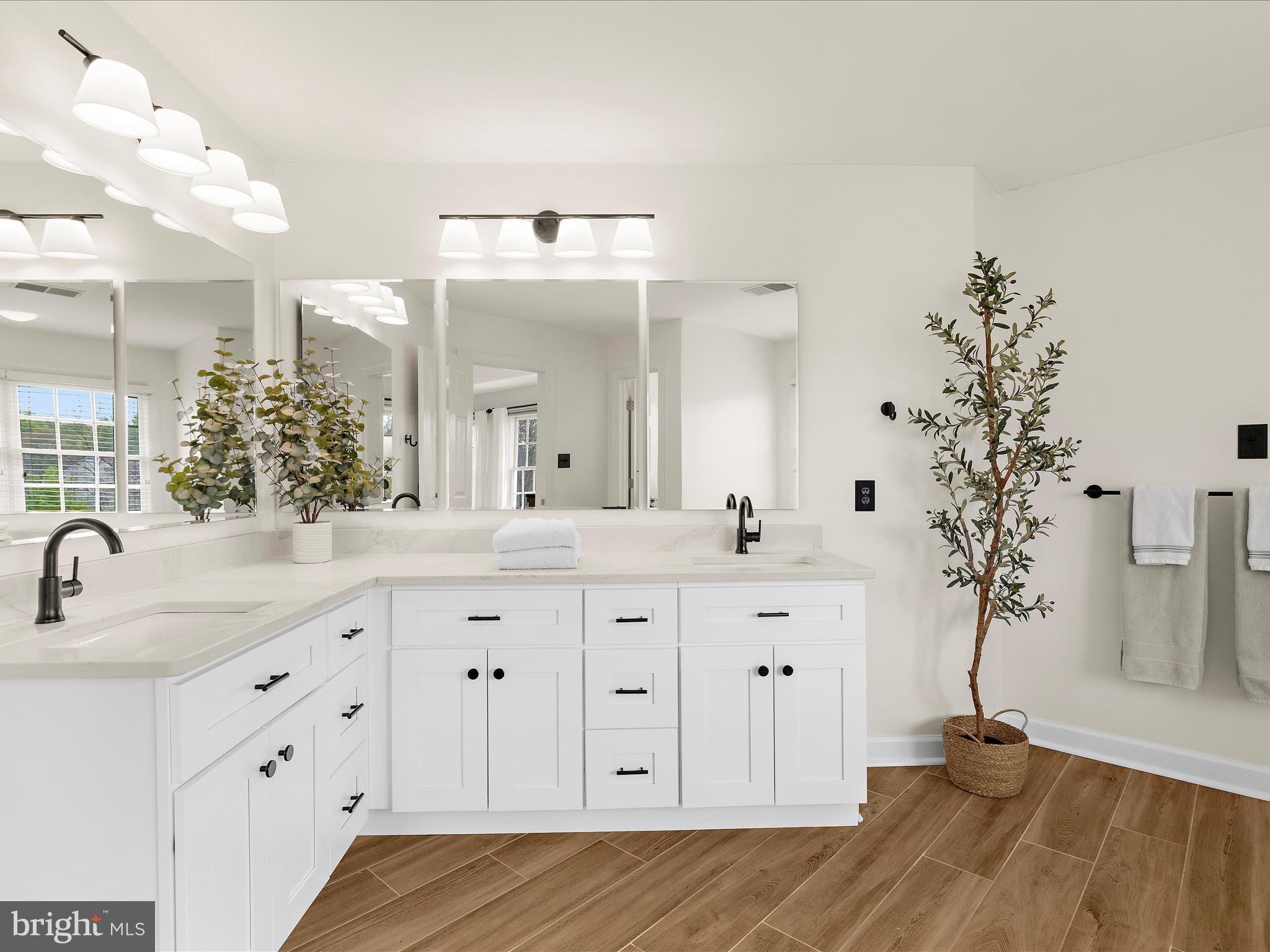 GROVEMONT - Residential