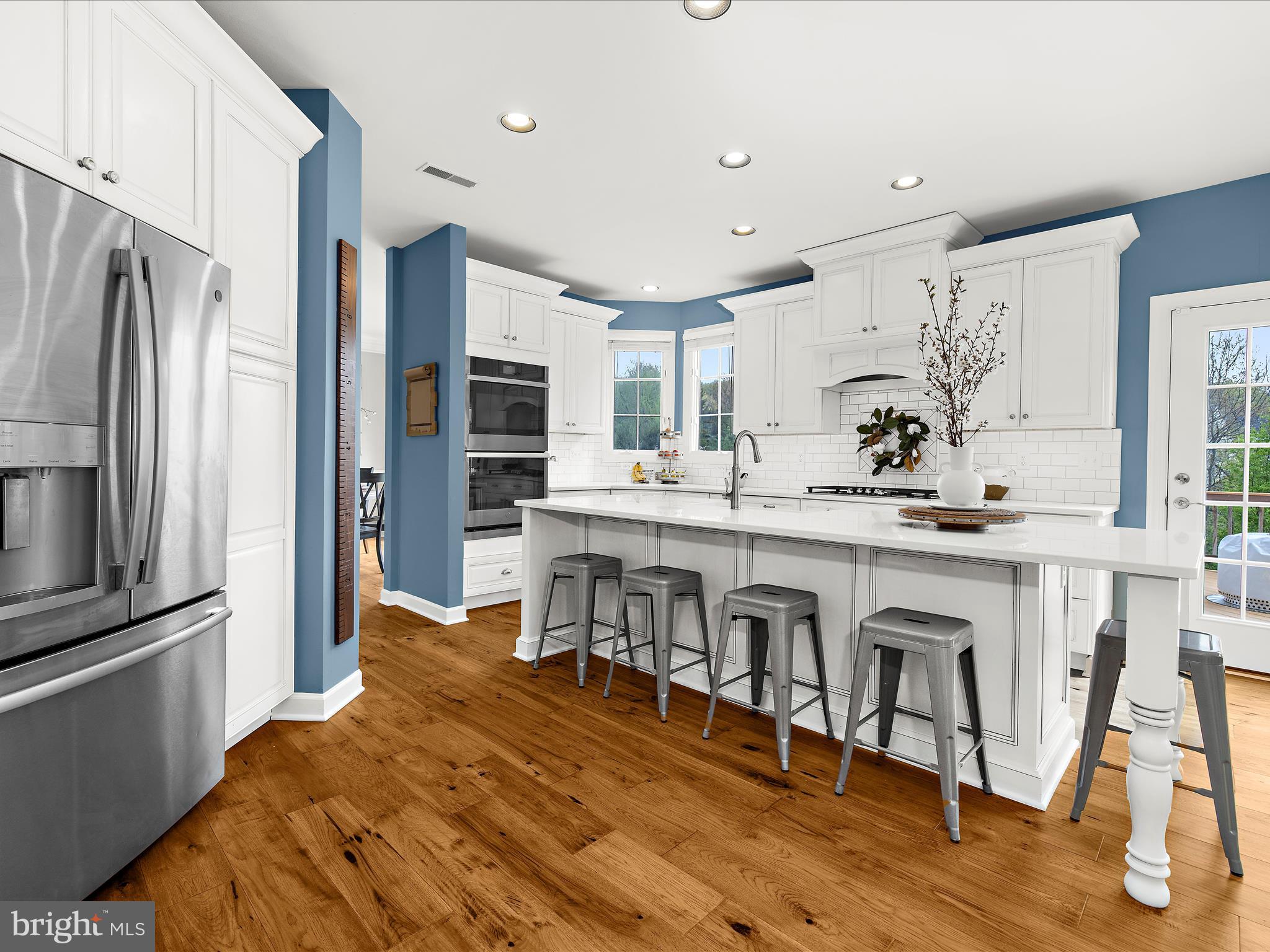 GROVEMONT - Residential