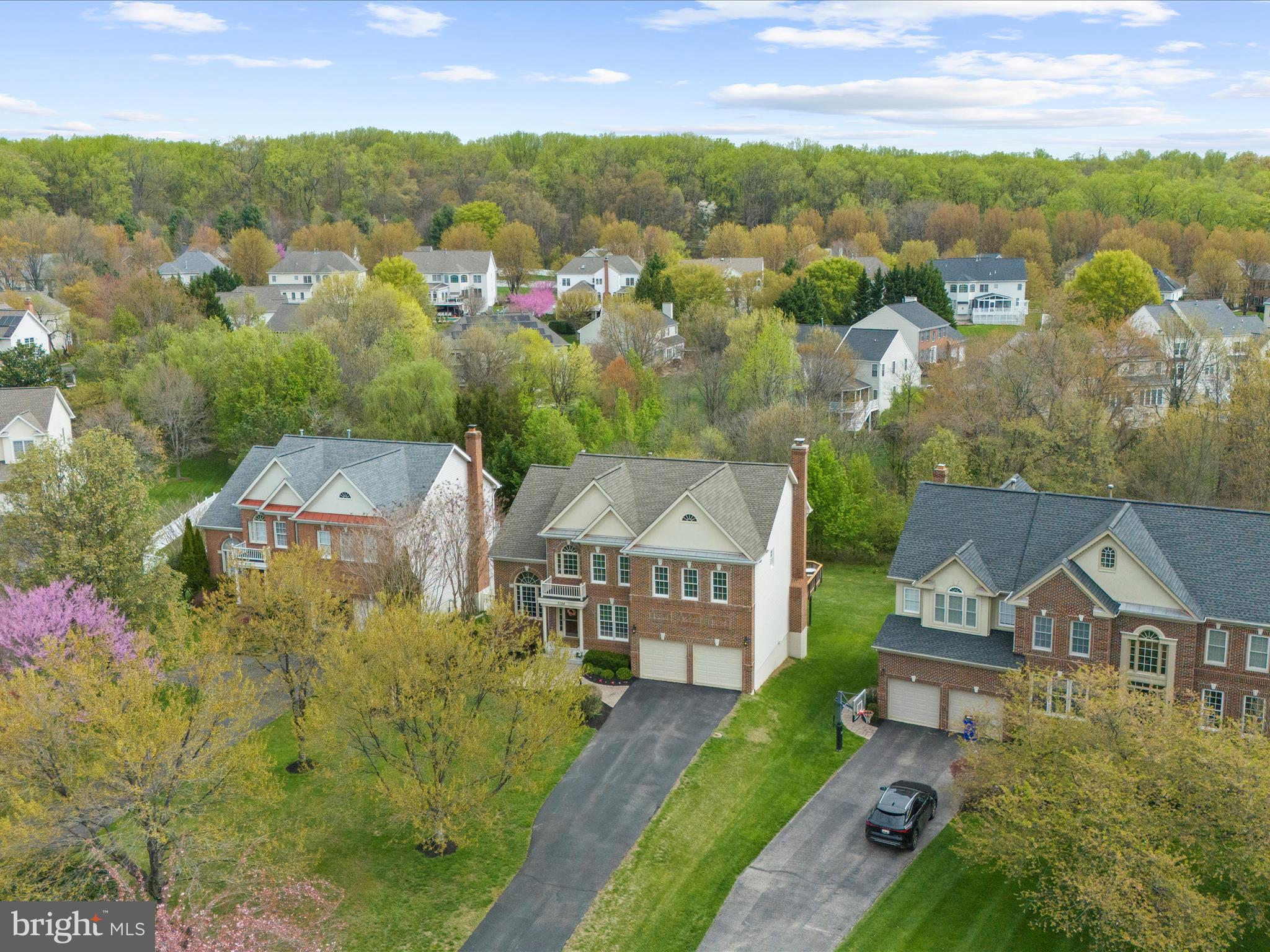 GROVEMONT - Residential