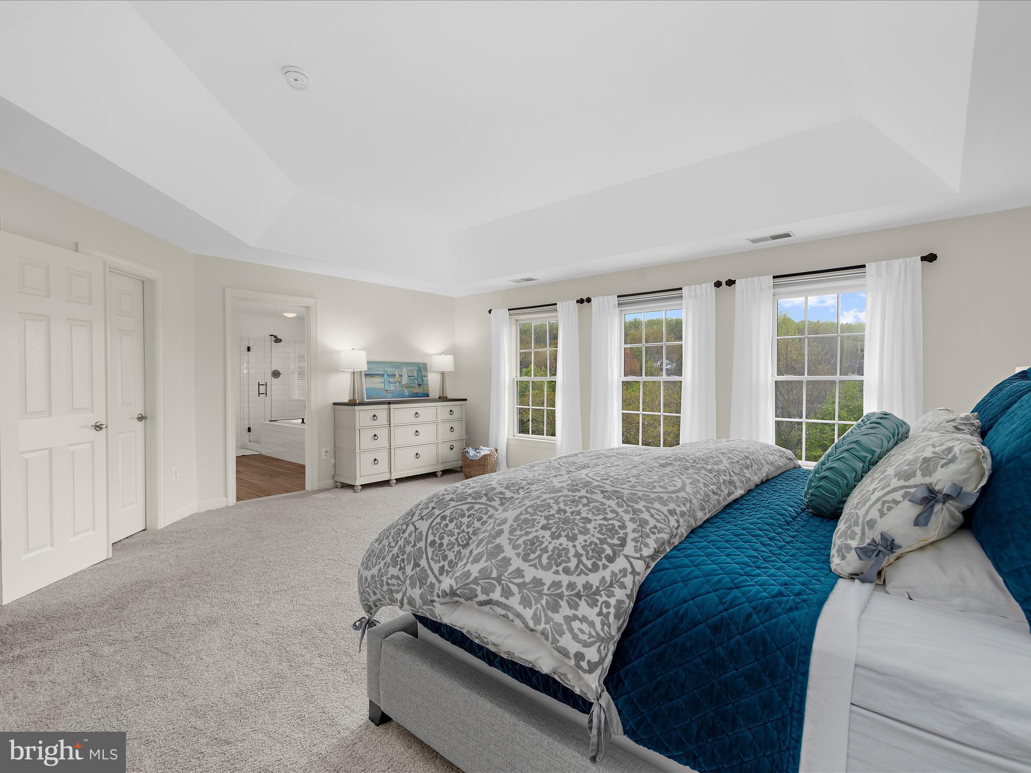 GROVEMONT - Residential