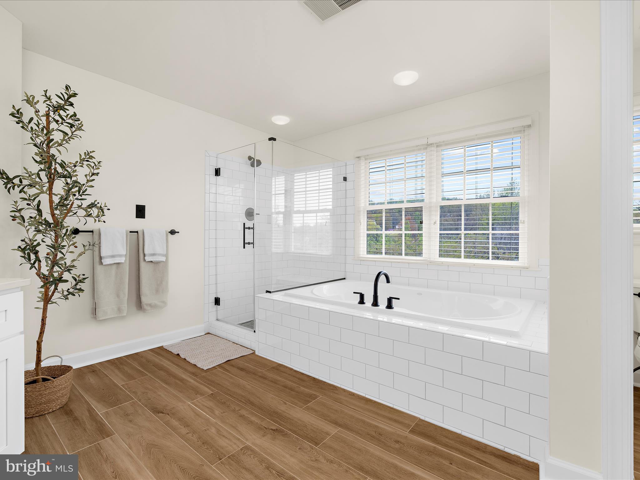 GROVEMONT - Residential