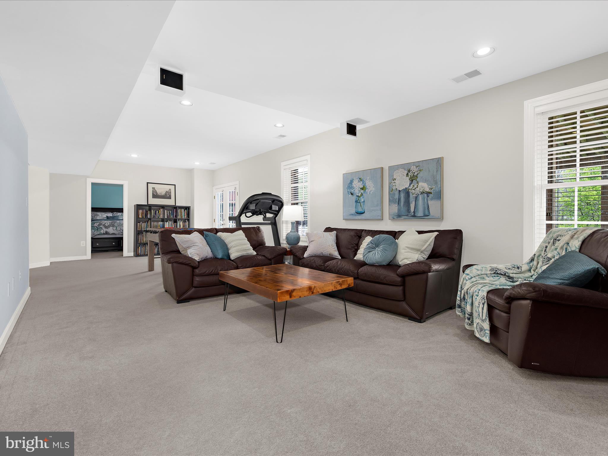 GROVEMONT - Residential