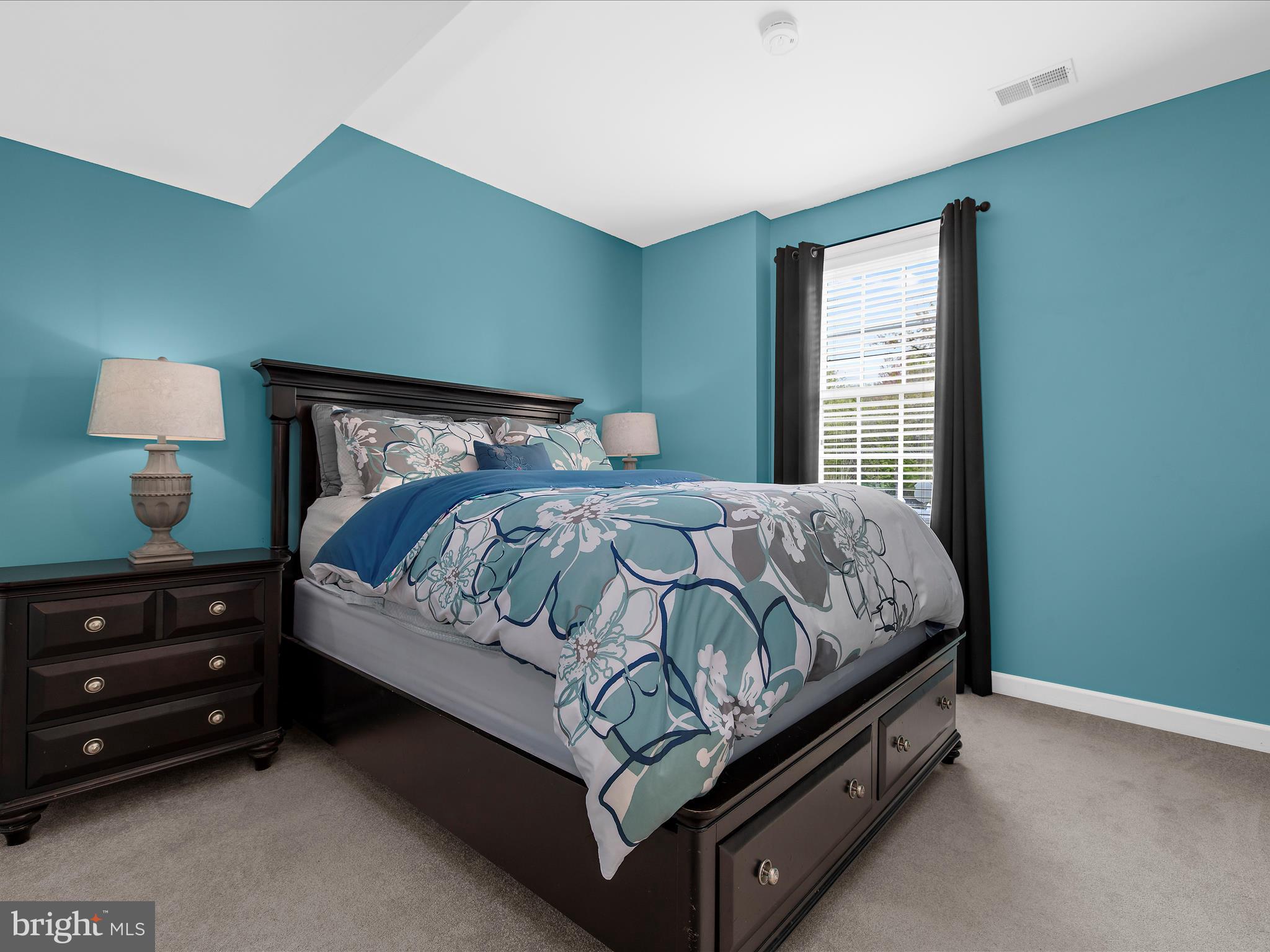 GROVEMONT - Residential