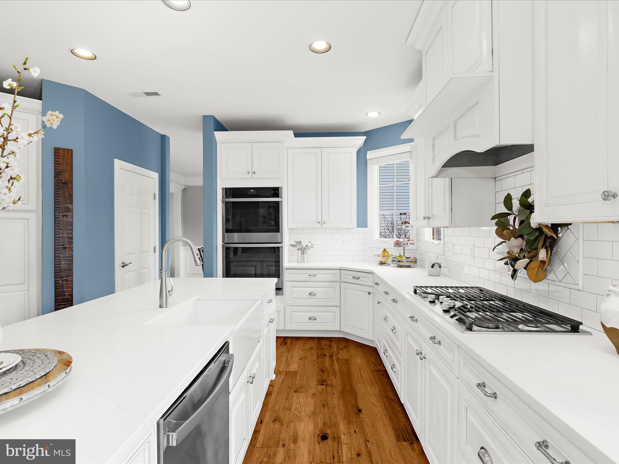 GROVEMONT - Residential