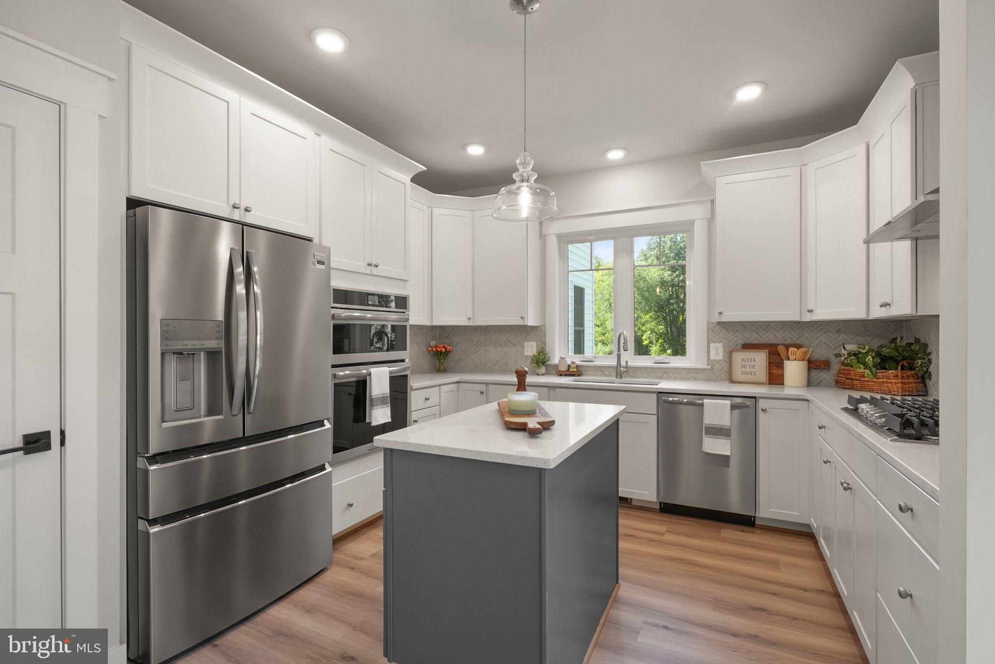 POPES HEAD ESTATES - Residential