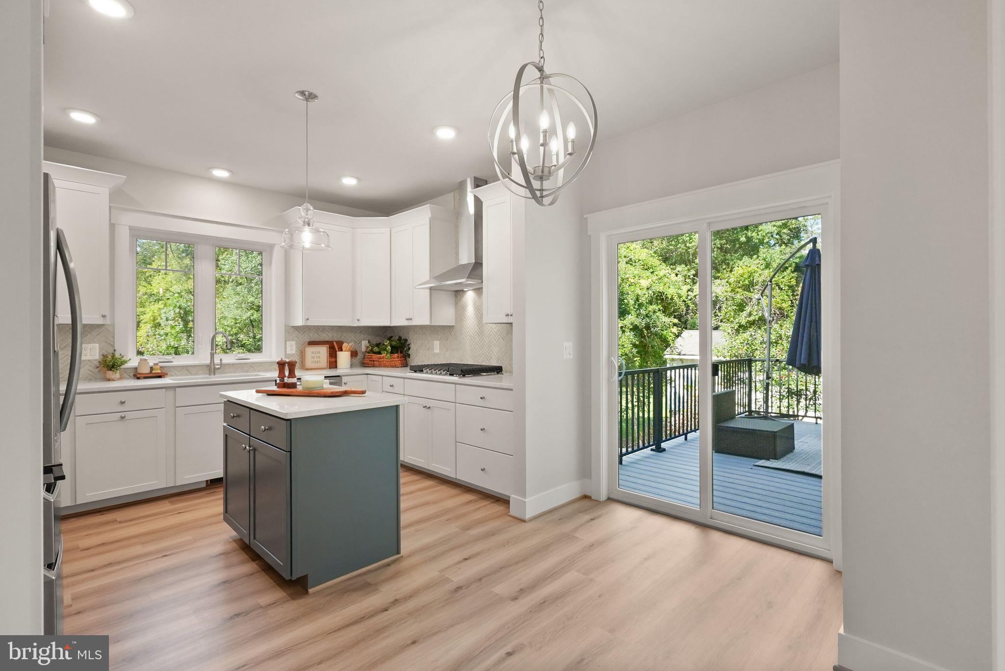 POPES HEAD ESTATES - Residential