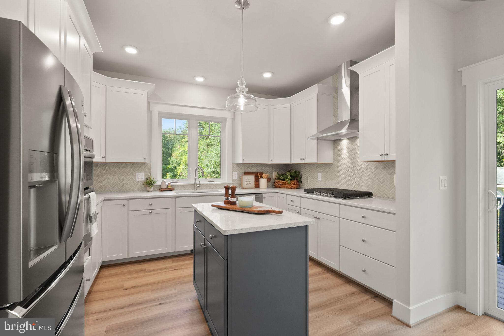 POPES HEAD ESTATES - Residential