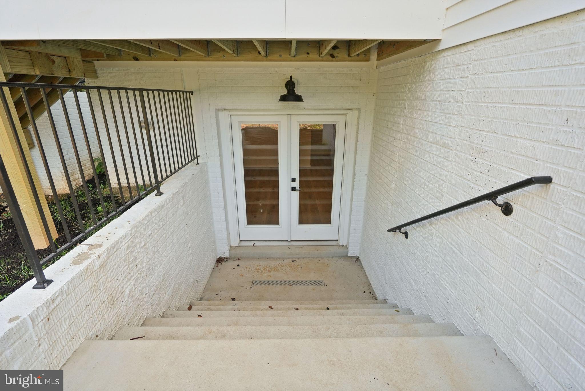 POPES HEAD ESTATES - Residential