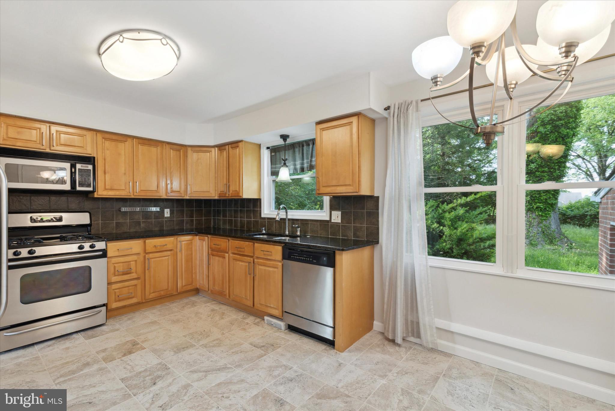 ELKINS PARK - Residential